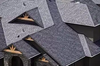 Dependable Puyallup roofing contractors in WA near 98372