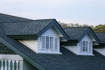 Experienced Bonney Lake residential roof contractor in WA near 98371